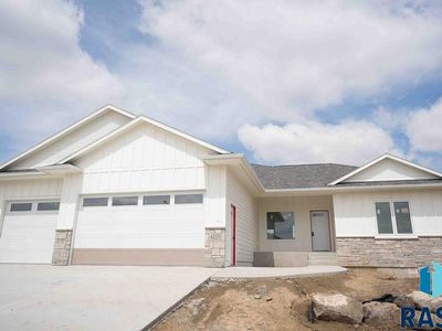 4221 N Interlachen Trl
