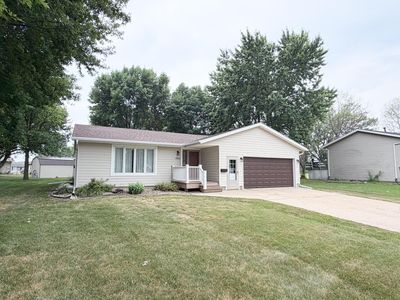 Property at 1523 Eckerson Dr, Worthington, MN