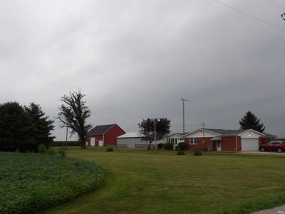 5748 S 700 E