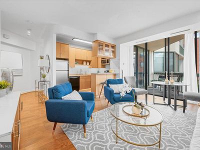 955 26th St NW APT 707