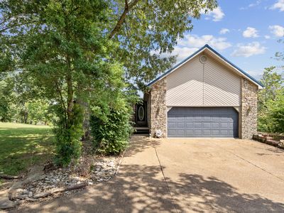 71 Creekway Dr