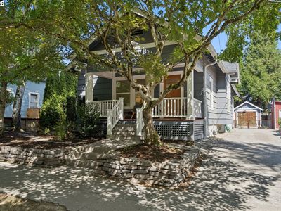 1435 SE Claybourne St