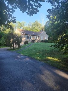 299 River St