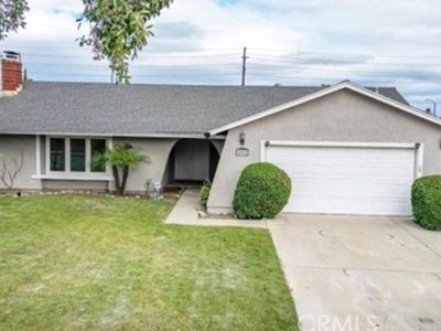 2905 S Castle Harbour Pl