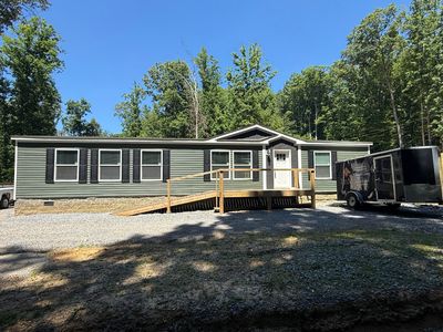 858 Sleepy Hollow Rd