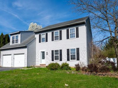 195 Village Spring Ln