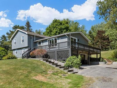 2376 E Lake Rd
