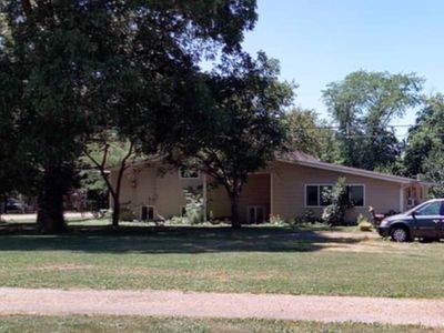 864 Hart Rd