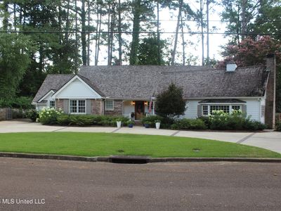 415 Perkins Dr