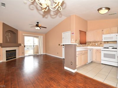 5415 W Harmon Ave Unit 2135