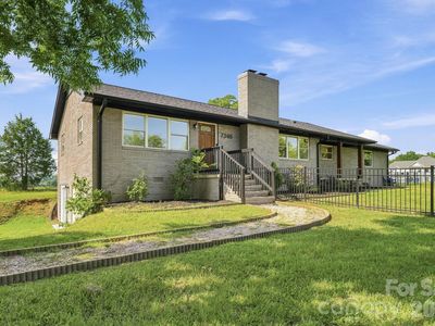 7346 Gold Hill Rd