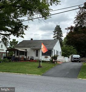 1002 Smith Ave