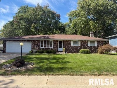 Property at 2211 S Kathy Ln, Bartonville, IL