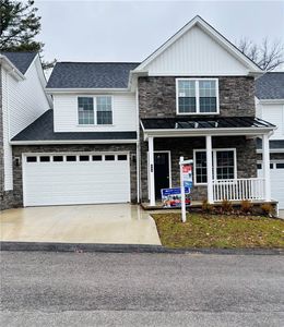 203 Willow Ln