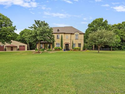 87 Tuscan Rd