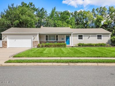 443 W Lake Avenue