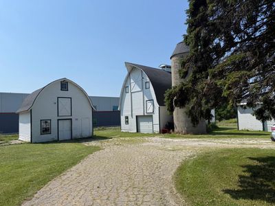 N15W24887 Bluemound ROAD