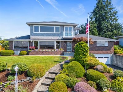 1741 N Jackson Avenue