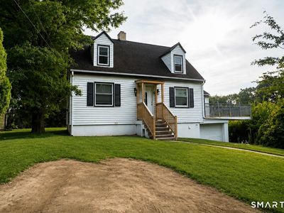 6 Harry Drive