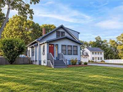 565 Sandy Ln