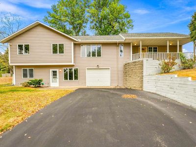 2835 Pioneer Ln