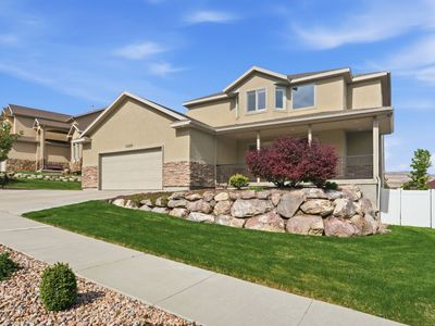 14328 Garden Rose Ln
