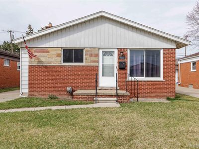 31915 Saint Margaret St