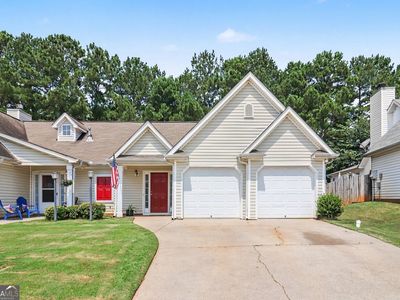 145 Courtyard Ln