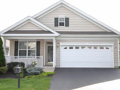 663 Thoreau Dr