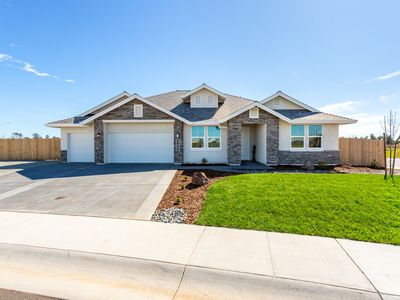 2635 Lawn Ln