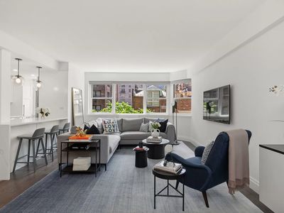 120 E 81st St APT 6A