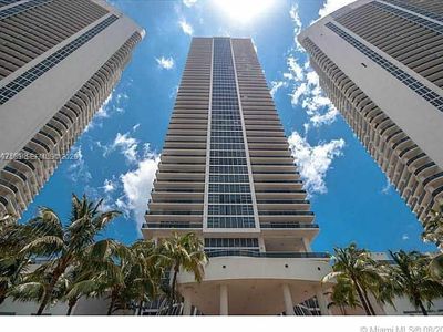 1830 S Ocean Dr APT 1705