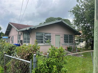 7750 NW Miami Pl