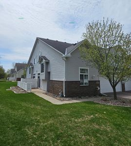 2711 Mallard Dr