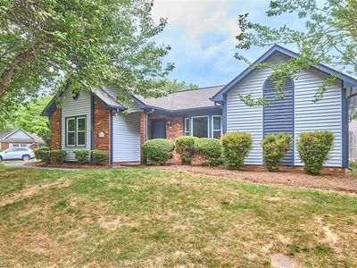 621 Lantern Ridge Dr