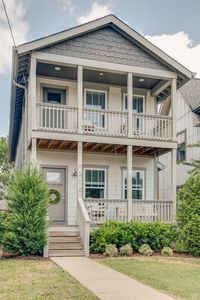 6214A California Ave