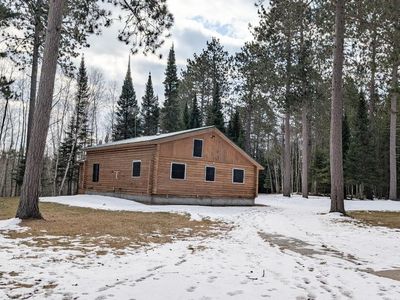 8832 River Dr
