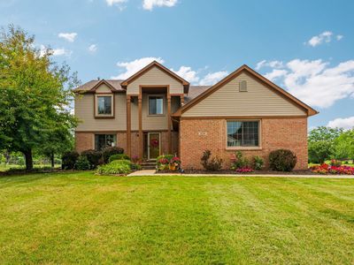 9128 Meadow View Ln