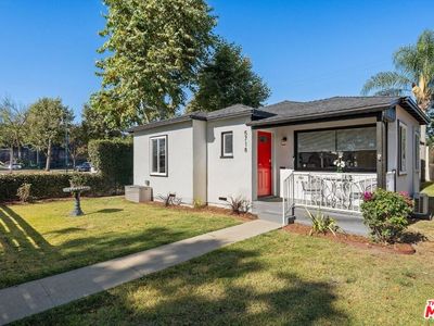5718 Linden Ave