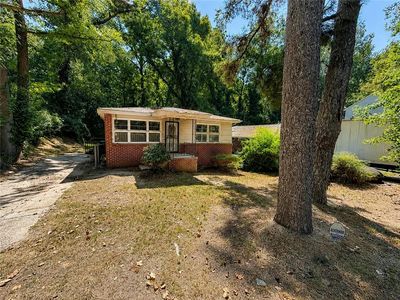 223 Childs Dr NW