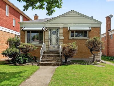 Property at 2213 Park Ave, Riverside, IL