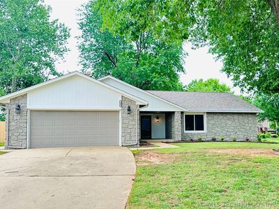 1409 W Baton Rouge Cir