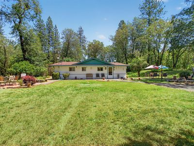 4041 Woodland Park Rd