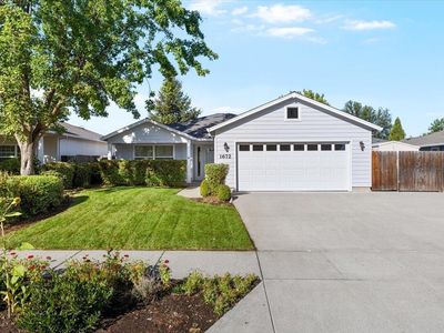 1672 Alexis Way