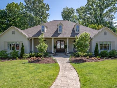 409 Pinnacle Dr