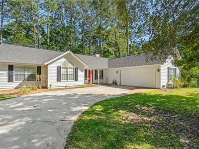 4 Moultrie Ct
