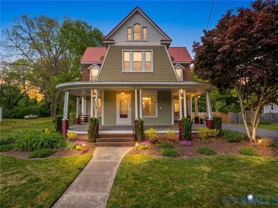 226 E Main St