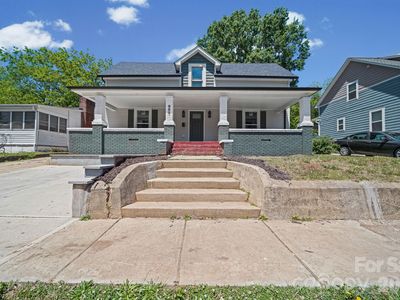 908 S Jackson St