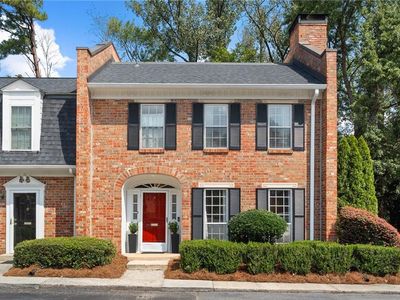 8 Kings Tavern Pl NW