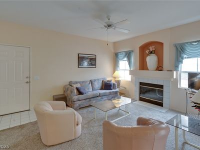 5415 W Harmon Ave Unit 1081